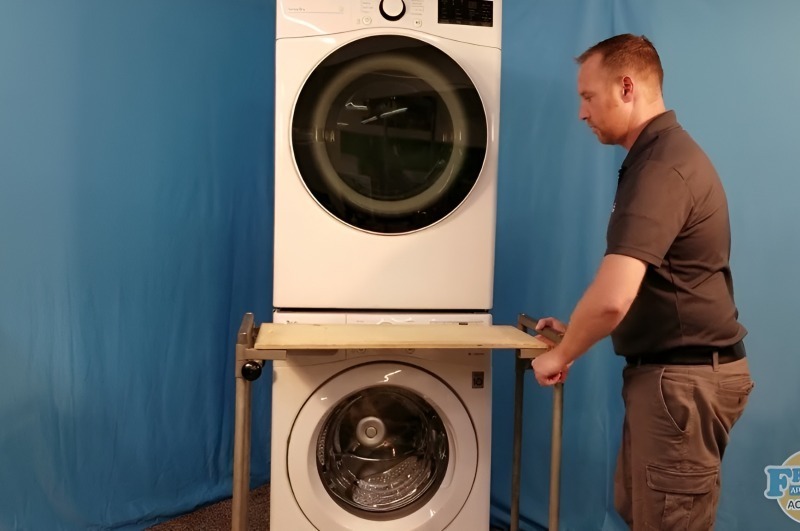Stackable Washer and Dryer Repair in Del Dios